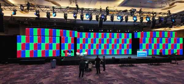 Timelapse of Building for a General Session In